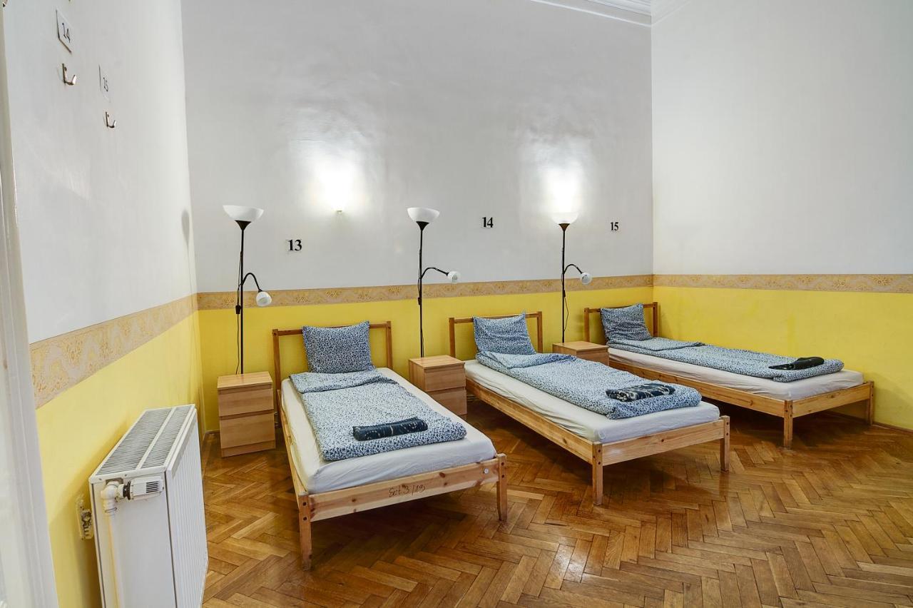 Pal'S Hostel And Apartments Budapest Bagian luar foto