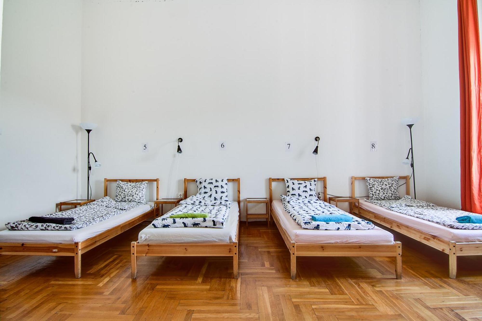 Pal'S Hostel And Apartments Budapest Bagian luar foto