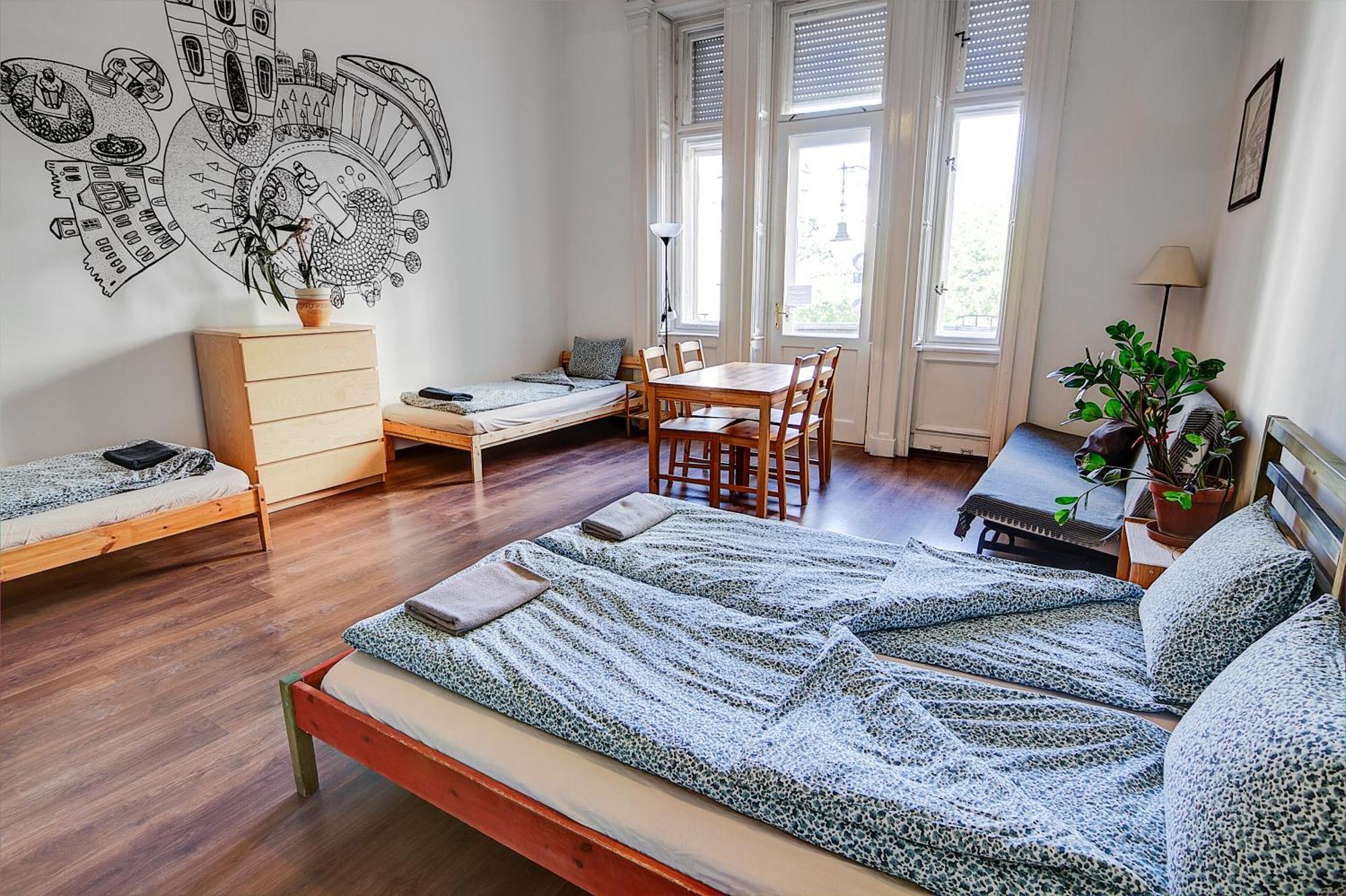 Pal'S Hostel And Apartments Budapest Bagian luar foto