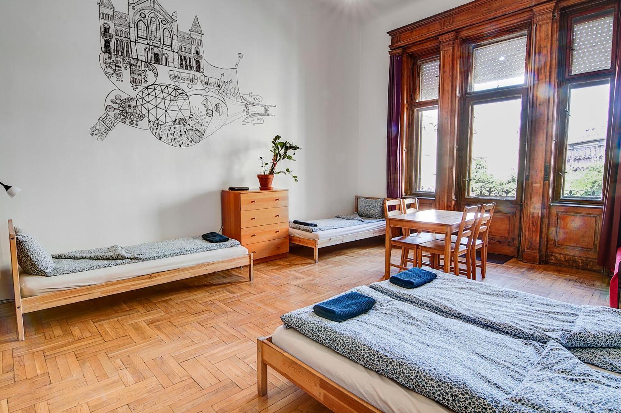 Pal'S Hostel And Apartments Budapest Bagian luar foto