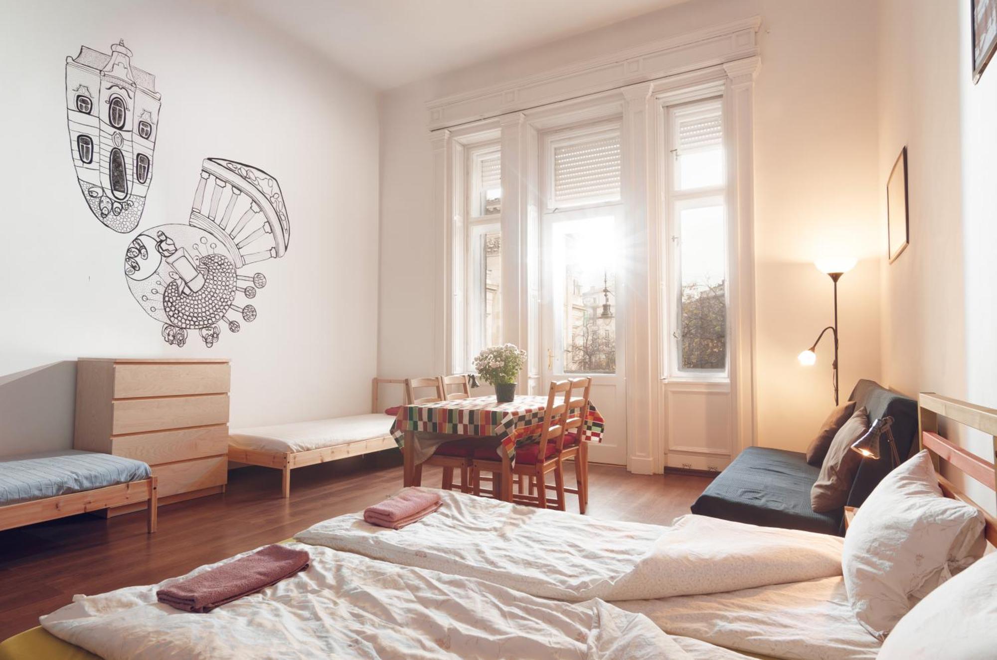 Pal'S Hostel And Apartments Budapest Bagian luar foto