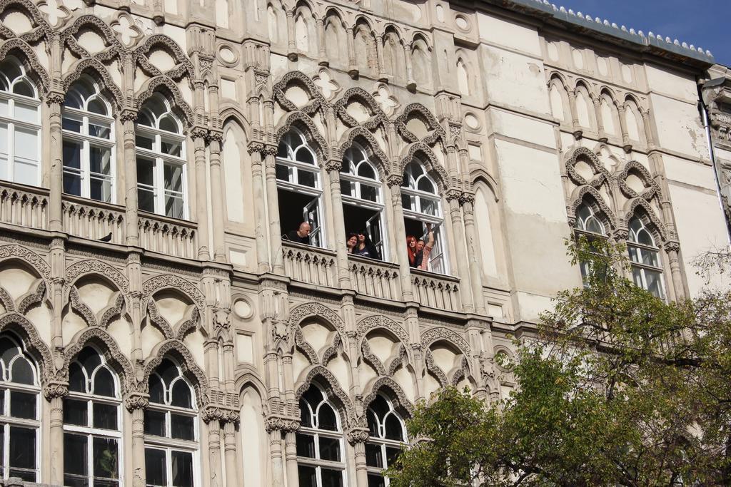 Pal'S Hostel And Apartments Budapest Bagian luar foto